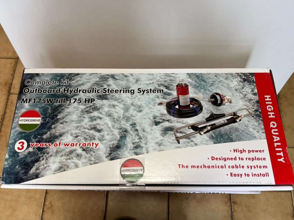 Timoneria fuoribordo